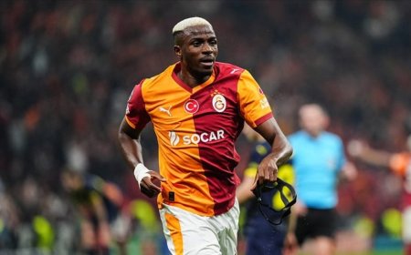 Galatasaray-Villarreal maçında saha karıştı! Osimhen çılgına döndü