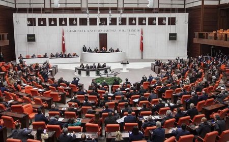 Meclis'te Şehit ve Gazi Tartışması! “Vatan İçin Bedel Ödeyenleri Bölmeyin”
