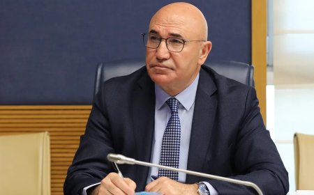 YENİ Parti'de Çerçeve Yasa'da bir "hayır" daha: Mahmut Tanal kararını açıkladı