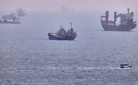 Katar olumlu sinyaller aldı: İran ve Umman'ın Hürmüz'ü açma görüşmeleri ilerliyor