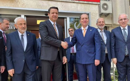 Yeni ittifak için ilk temas: Fatih Erbakan'dan Saadet Partisi'ne kritik ziyaret