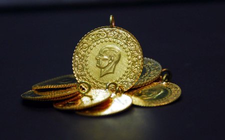 Uzman isimden şok tahmin: Gram altın fiyatı için rekor seviyeler bekleniyor!