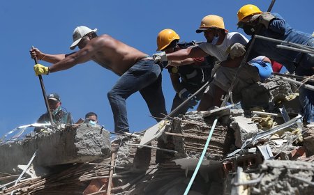 Kolombiya'daki depremde can kaybı 216'ya ulaştı: Kurtarma ekipleri hayatta kalanları aramaya devam ediyor