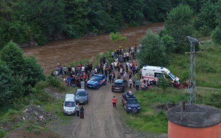 Giresun'da anne ile iki kızı sel sularına kapıldı. Kardeşlerin cansız bedeni bulundu