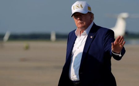 Trump gizlice uçak değiştirirken iki kabine üyesini yem olarak bırakmış