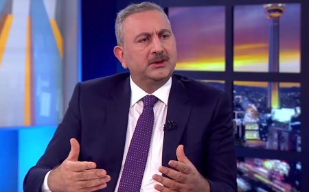 Abdulhamit Gül: Yasanın anayasaya aykırı hiçbir yönü yok