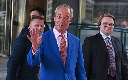 İngiltere'de ara seçim: Nigel Farage yeniden milletvekili seçildi