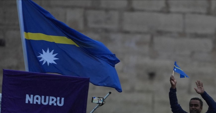 Dünyanın en küçük ülkelerinden biri adını değiştirdi