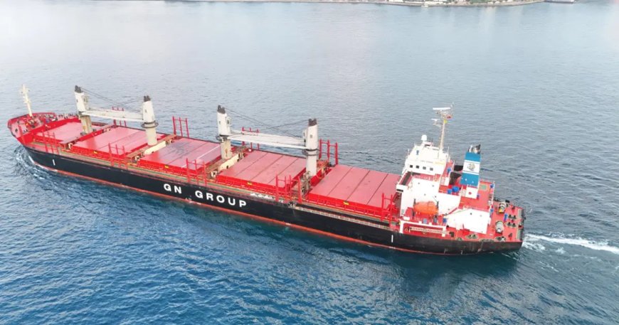 İHA ve füze saldırısında hasar görmüştü. İstanbul Boğazı'ndan geçti