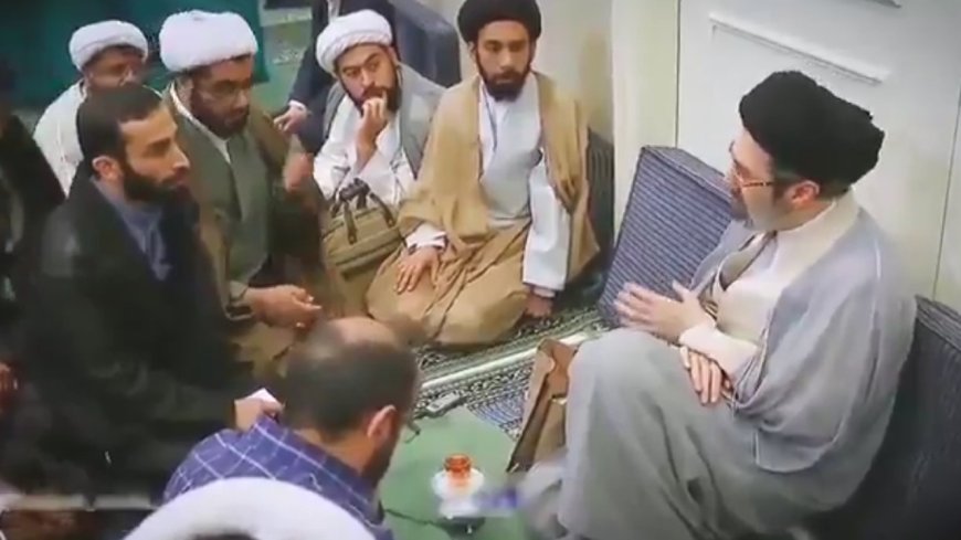 Mücteba Hamaney’den İlk Görüntü! Babasının Ölümünden Sonra Ortaya Çıktı!