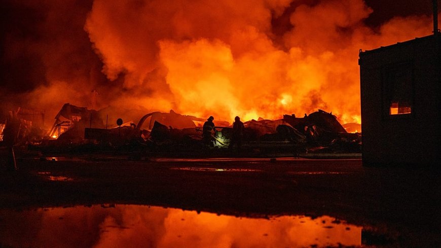 Ukrayna'da DSÖ yardım deposu füze saldırıları sırasında imha edildi