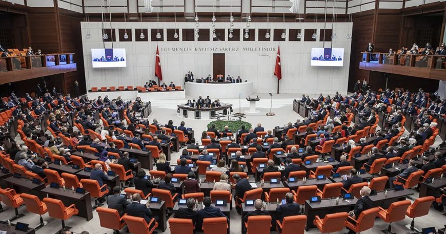 Bir milletvekili daha İYİ Parti'den istifa etti